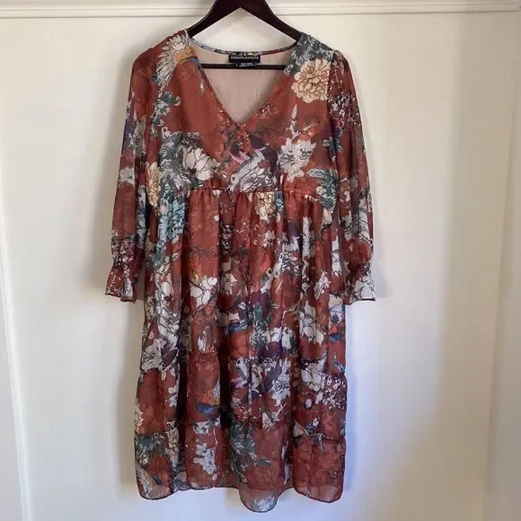 HEMANT & NANDITA  Zeri Peasant Dress​ - Picture 4 of 16